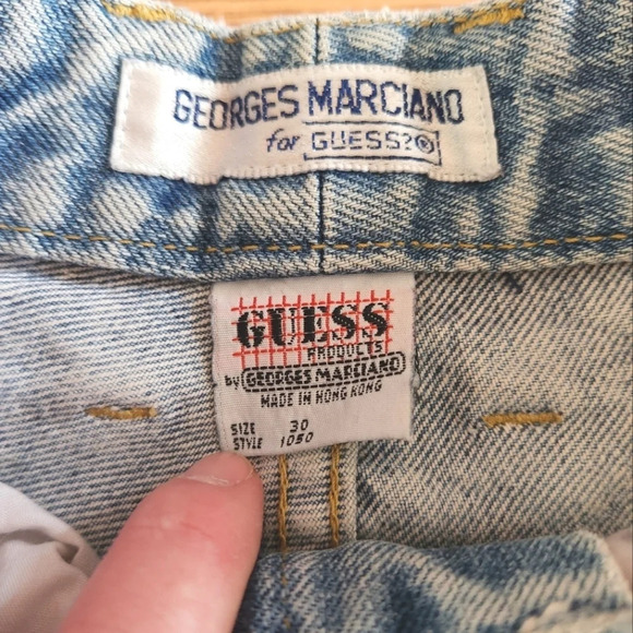 EUC Vintage Guess Distressed Acid Jeans, Size 30 or Modern Size 4 - Picture 4 of 14